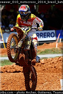 seewer_010_motocross_2014_bresil_beto_carrero.jpg