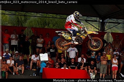 strijbos_023_motocross_2014_bresil_beto_carrero.jpg