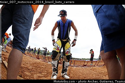 tixier_007_motocross_2014_bresil_beto_carrero.jpg
