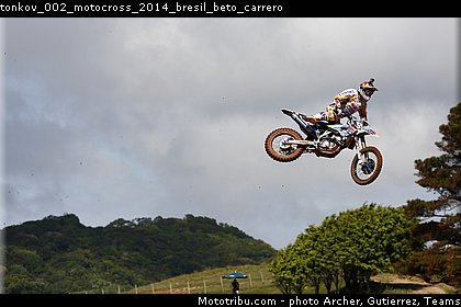 tonkov_002_motocross_2014_bresil_beto_carrero.jpg