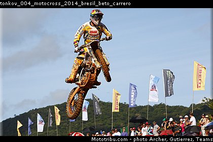 tonkov_004_motocross_2014_bresil_beto_carrero.jpg