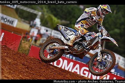 tonkov_005_motocross_2014_bresil_beto_carrero.jpg