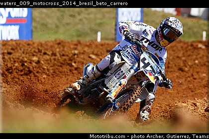 waters_009_motocross_2014_bresil_beto_carrero.jpg