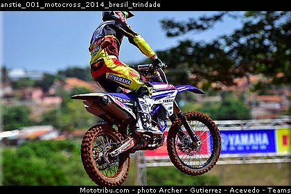 anstie_001_motocross_2014_bresil_trindade.jpg
