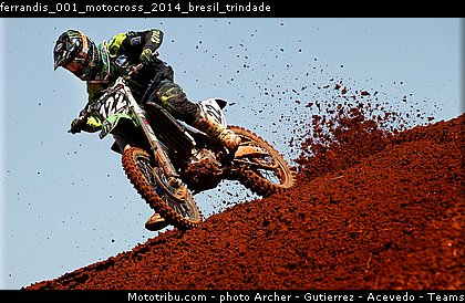 ferrandis_001_motocross_2014_bresil_trindade.jpg