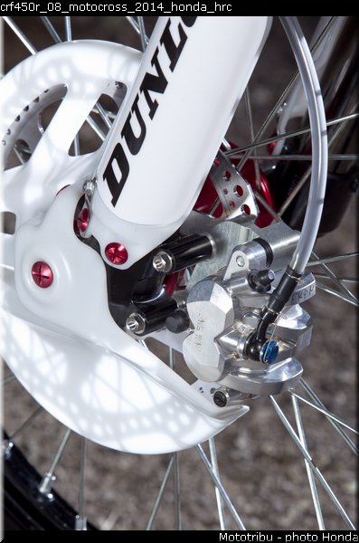 crf450r_08_motocross_2014_honda_hrc