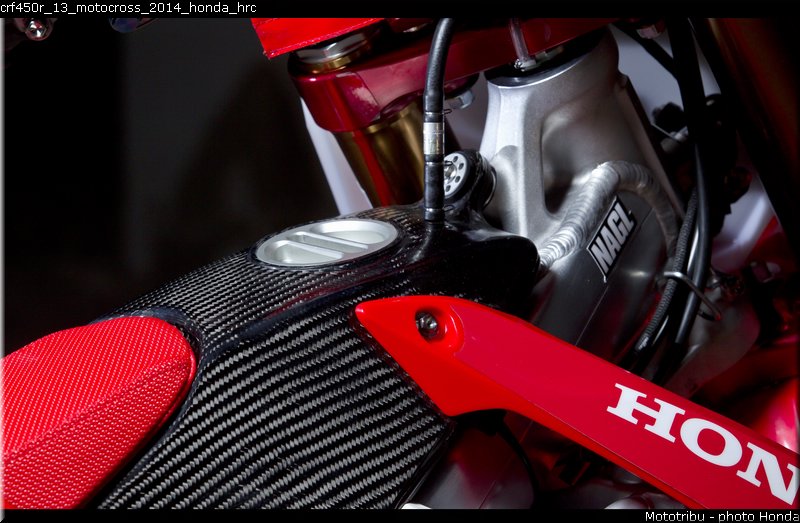 crf450r_13_motocross_2014_honda_hrc