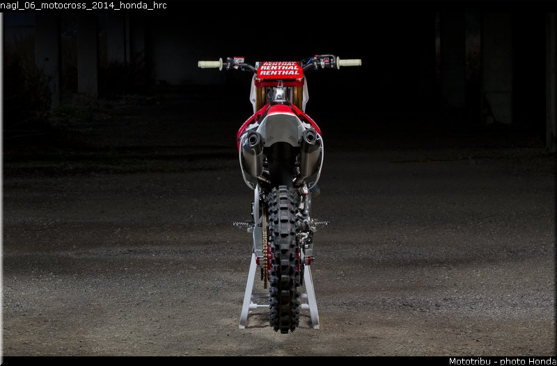 nagl_06_motocross_2014_honda_hrc