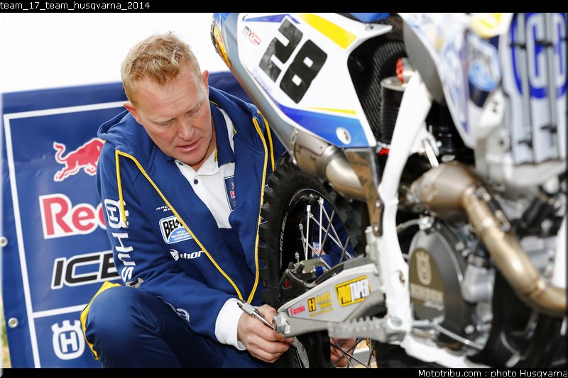 team_17_team_husqvarna_2014