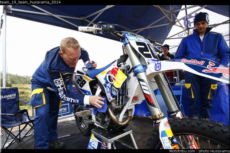 team_19_team_husqvarna_2014
