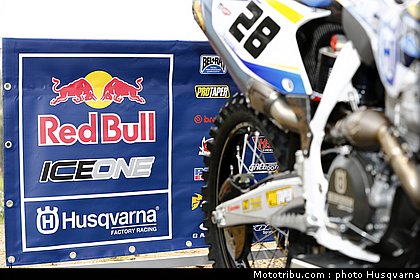 team_18_team_husqvarna_2014.jpg