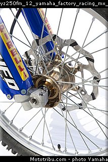 yz250fm_12_yamaha_factory_racing_mx_2014.jpg