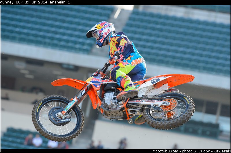 dungey_007_sx_us_2014_anaheim_1