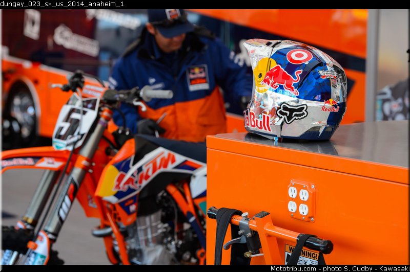 dungey_023_sx_us_2014_anaheim_1