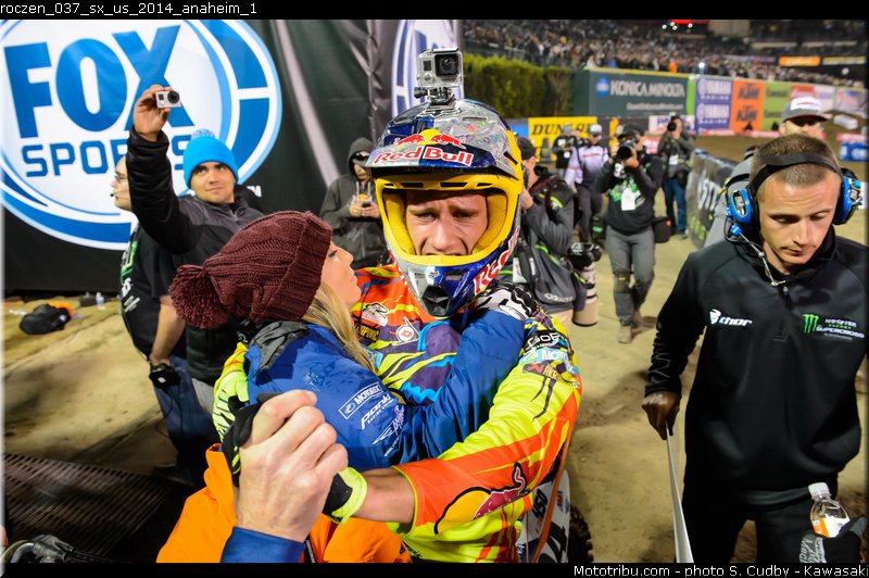 roczen_037_sx_us_2014_anaheim_1