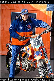 dungey_022_sx_us_2014_anaheim_1.jpg