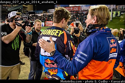 dungey_027_sx_us_2014_anaheim_1.jpg