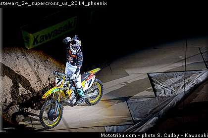 stewart_24_supercross_us_2014_phoenix.jpg