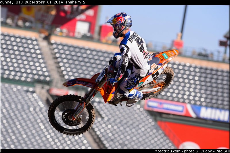 dungey_010_supercross_us_2014_anaheim_2
