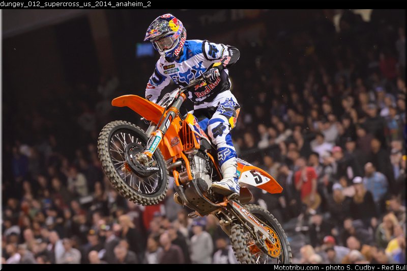 dungey_012_supercross_us_2014_anaheim_2