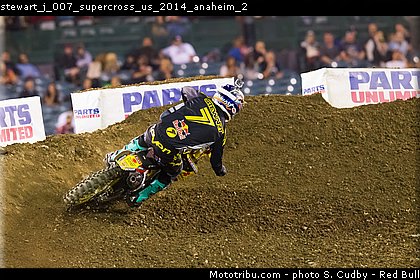 stewart_j_007_supercross_us_2014_anaheim_2.jpg