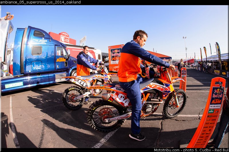 ambiance_05_supercross_us_2014_oakland