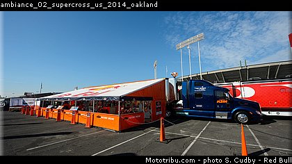 ambiance_02_supercross_us_2014_oakland.jpg