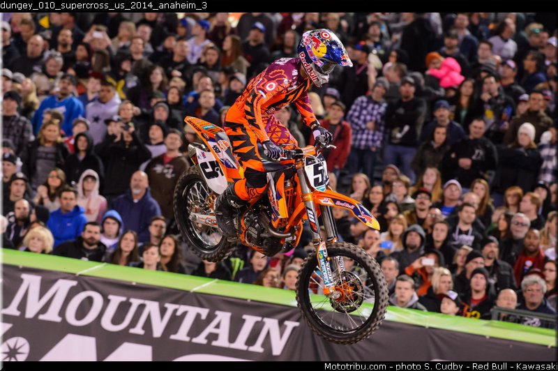 dungey_010_supercross_us_2014_anaheim_3