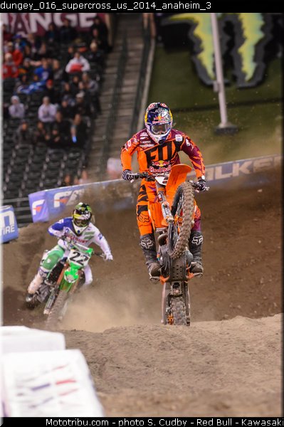 dungey_016_supercross_us_2014_anaheim_3