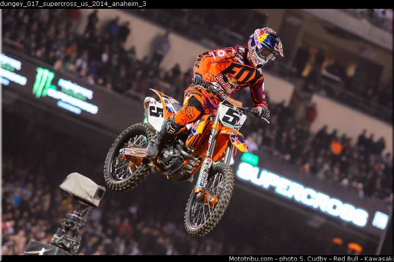 dungey_017_supercross_us_2014_anaheim_3