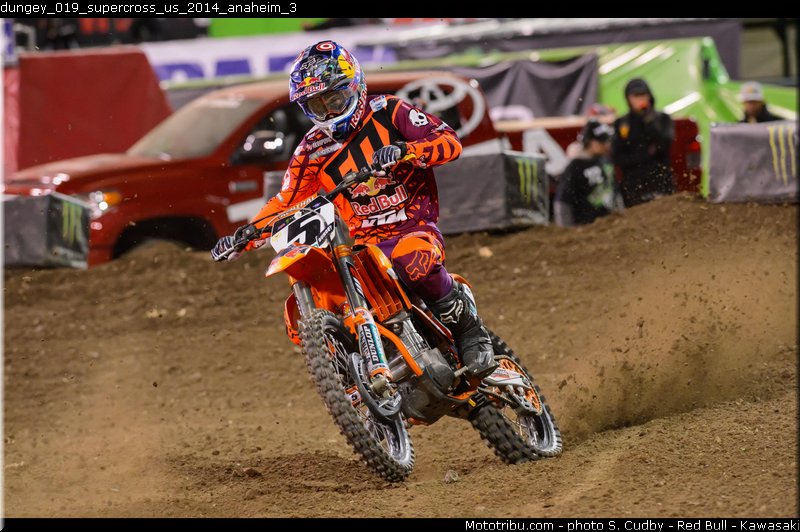 dungey_019_supercross_us_2014_anaheim_3