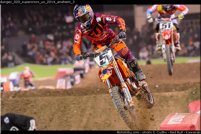 dungey_020_supercross_us_2014_anaheim_3