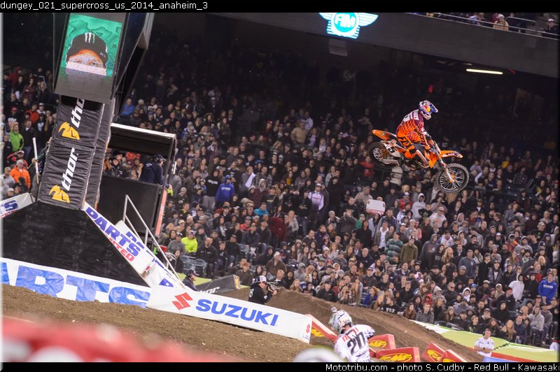 dungey_021_supercross_us_2014_anaheim_3