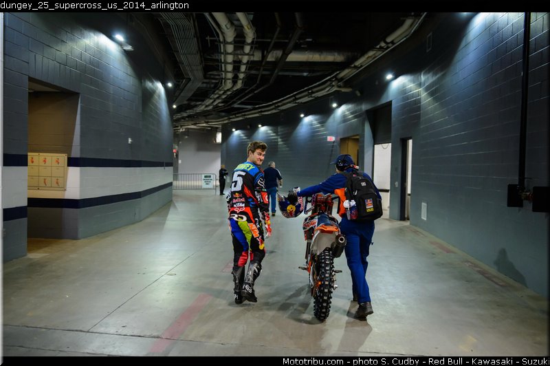 dungey_25_supercross_us_2014_arlington