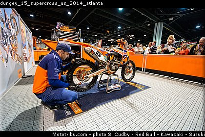 dungey_15_supercross_us_2014_atlanta.jpg