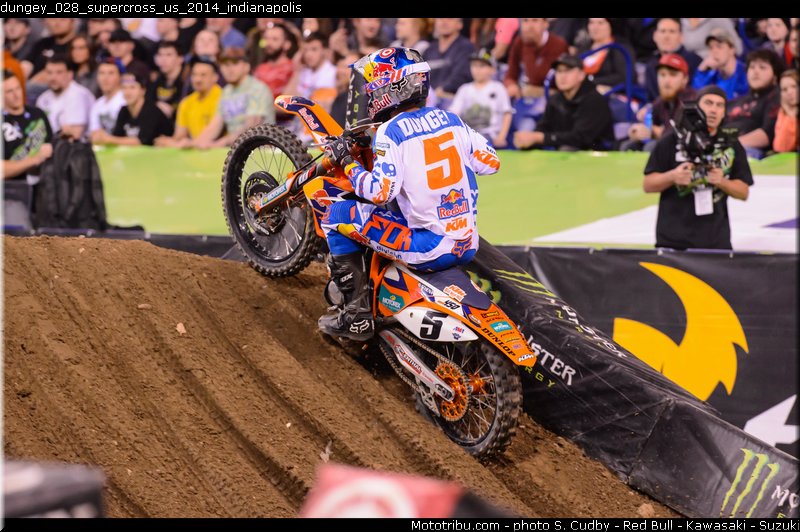 dungey_028_supercross_us_2014_indianapolis