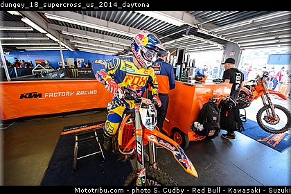dungey_18_supercross_us_2014_daytona.jpg