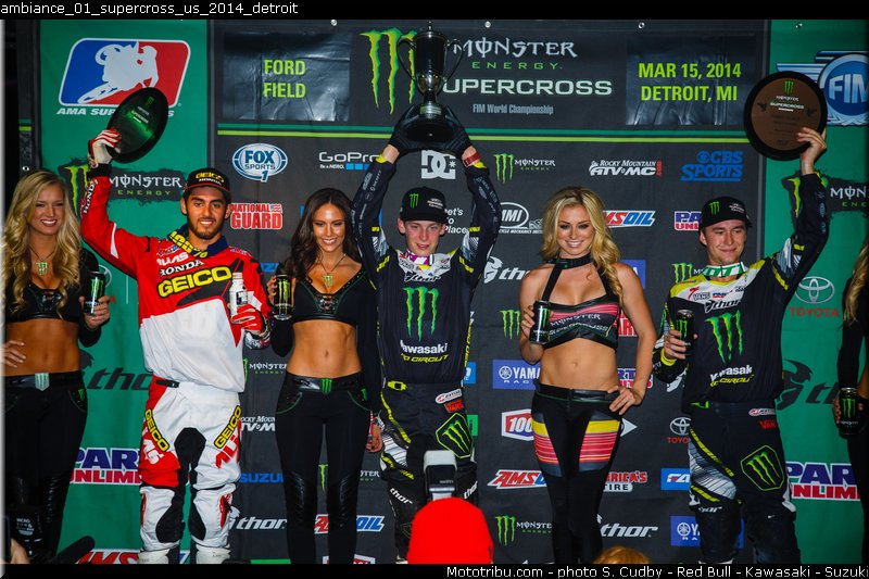 ambiance_01_supercross_us_2014_detroit
