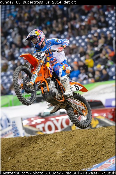 dungey_05_supercross_us_2014_detroit