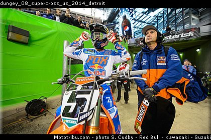 dungey_08_supercross_us_2014_detroit.jpg