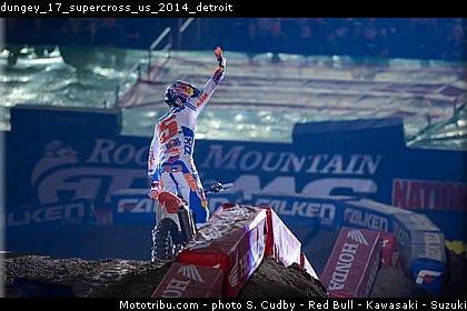 dungey_17_supercross_us_2014_detroit.jpg