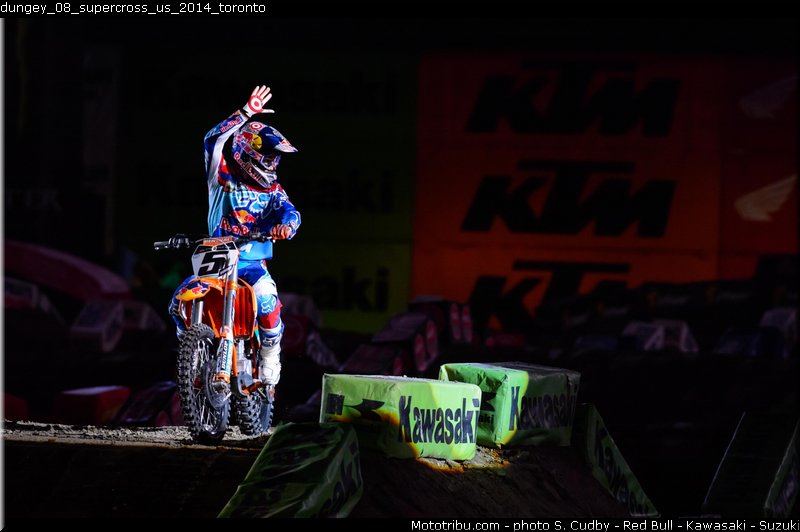 dungey_08_supercross_us_2014_toronto