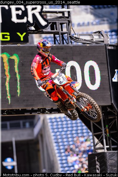 dungey_004_supercross_us_2014_seattle