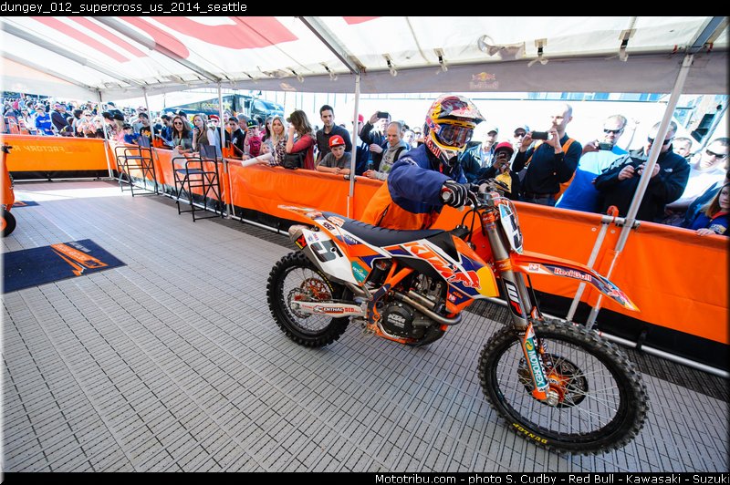 dungey_012_supercross_us_2014_seattle