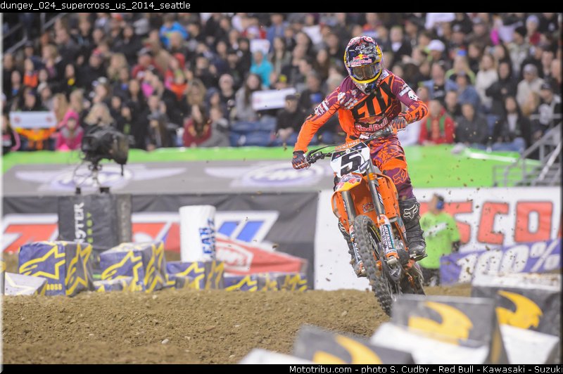 dungey_024_supercross_us_2014_seattle