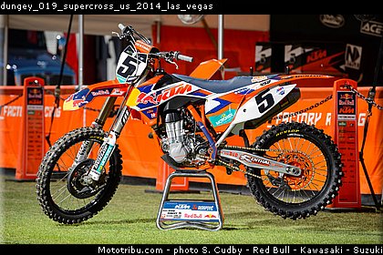 dungey_019_supercross_us_2014_las_vegas.jpg