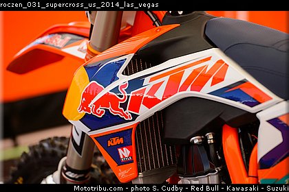 roczen_031_supercross_us_2014_las_vegas.jpg