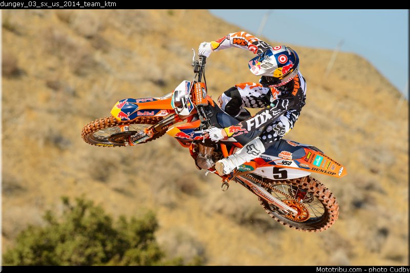 dungey_03_sx_us_2014_team_ktm