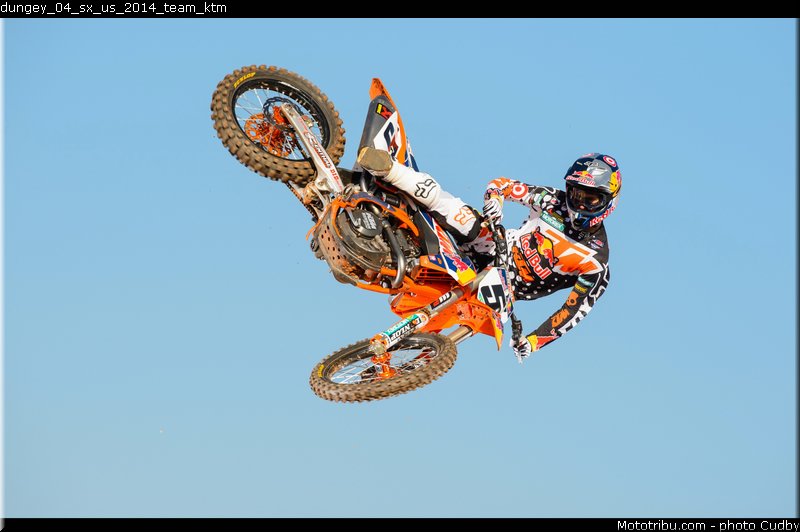 dungey_04_sx_us_2014_team_ktm