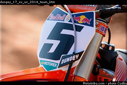 dungey_17_sx_us_2014_team_ktm.jpg
